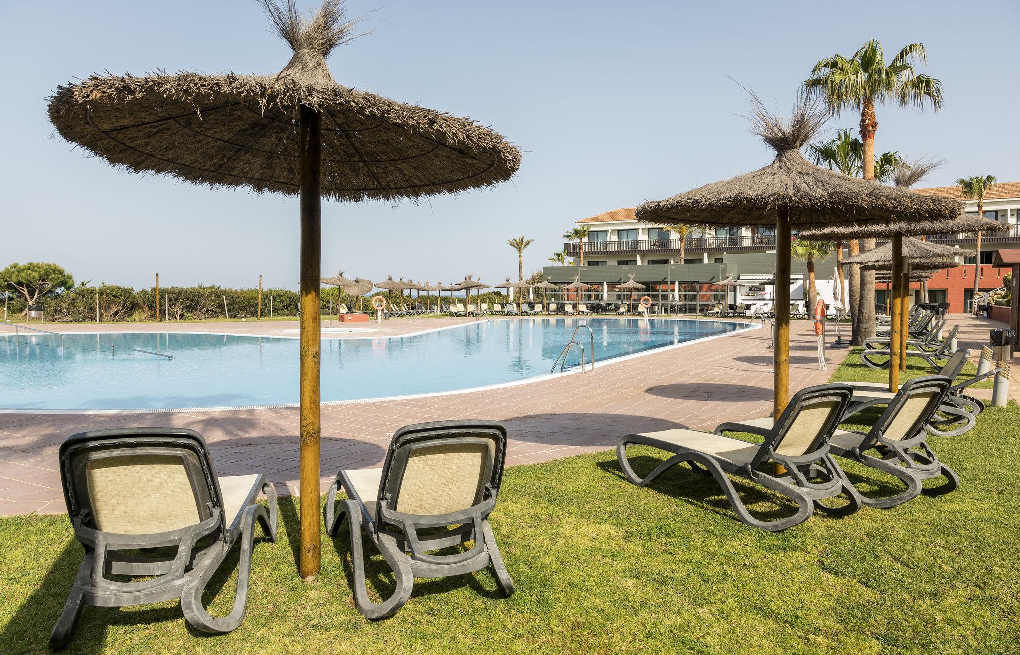 Ilunion Calas De Conil 4*