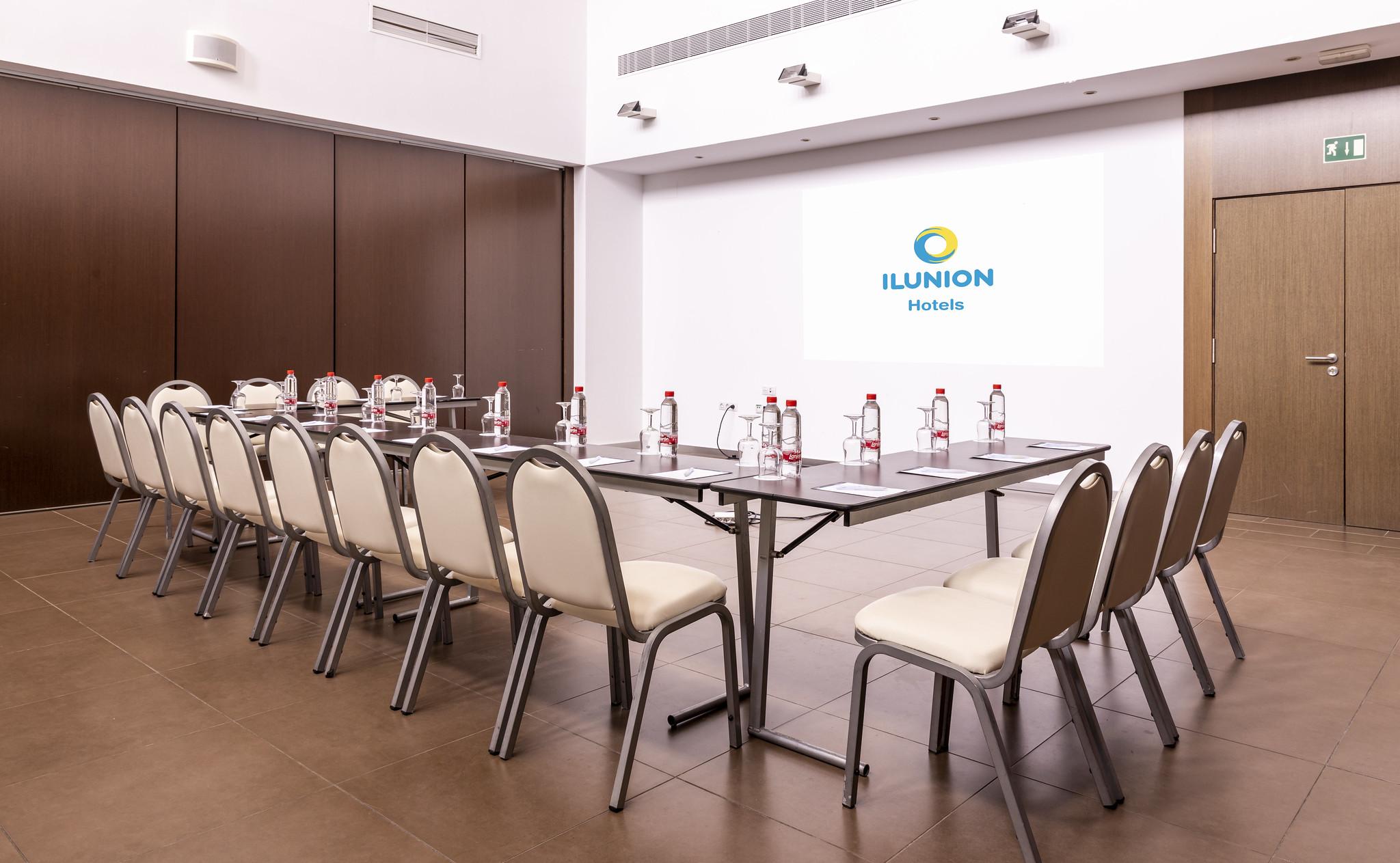 Ilunion Calas De Conil Hotel