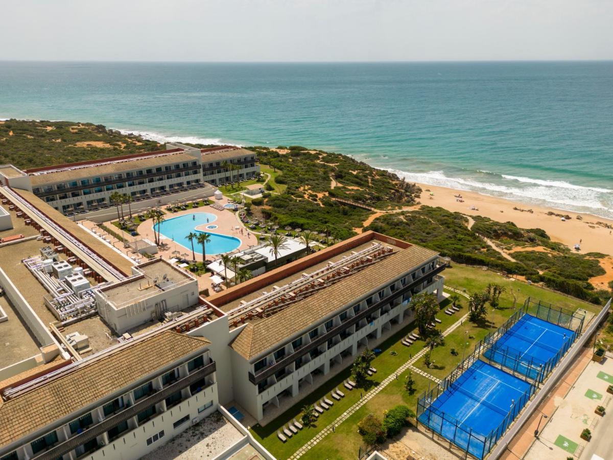 Ilunion Calas De Conil 4*